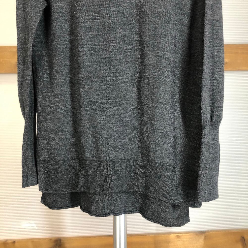 BADGLEY MISCHKA Merino Wool Dark Grey Lightweight Crewneck Sweater Sz L - Picture 6 of 8